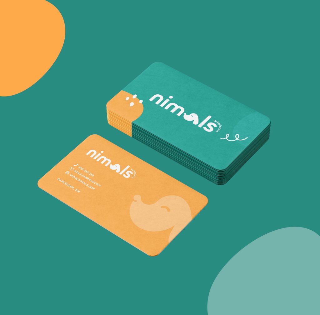 Free Rounded Corner Business Card Mockup copia